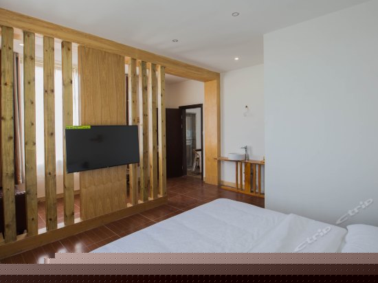 日出海景大床房