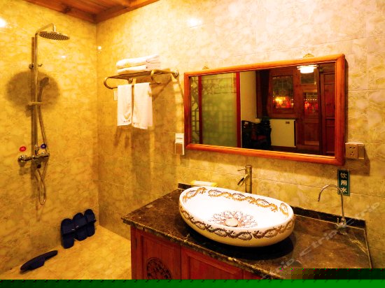 豪华龙凤架子床房