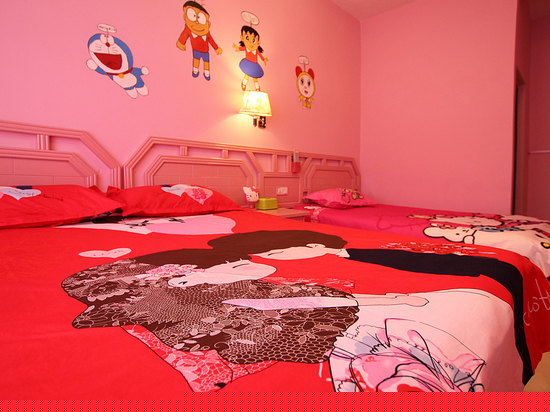 童话城堡亲子房