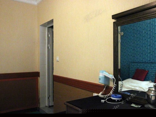 588阳台景观套房