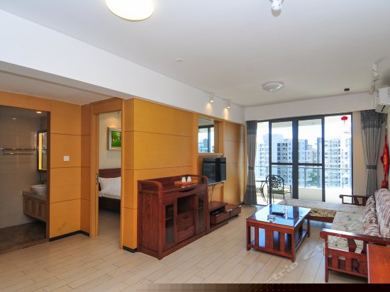 高级蜜月大床房