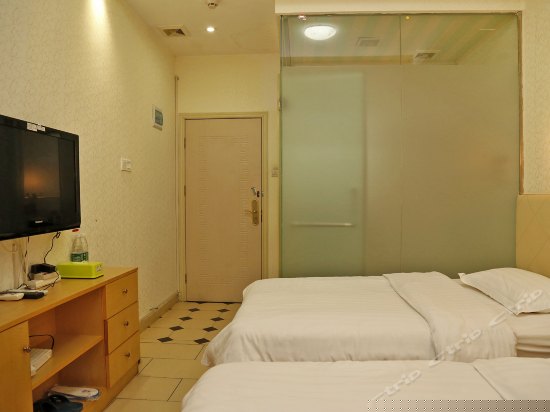 标准双人电脑房