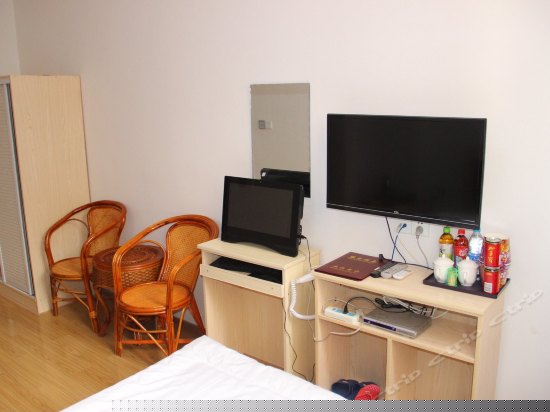 数码单人大床房