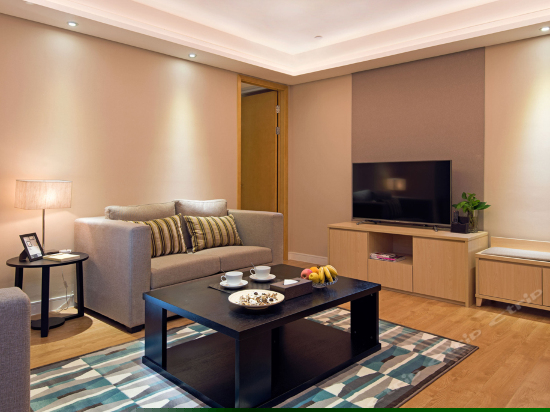 市景大床套房公寓