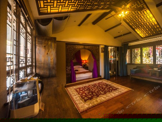 豪华温馨蜜月房