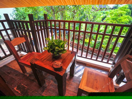 豪华风情大床房