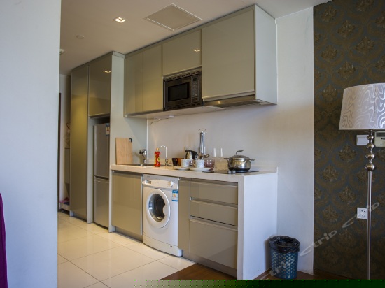 豪华海河景大床房