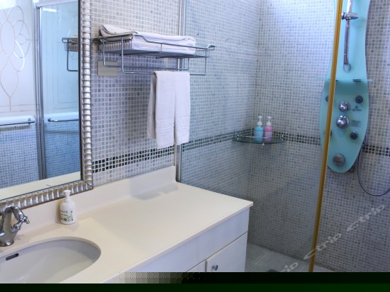 中庭海景双人房