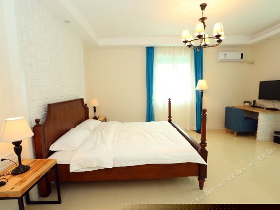 高级豪华大床房