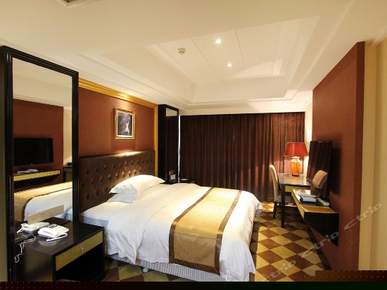 特价大床房（无窗）