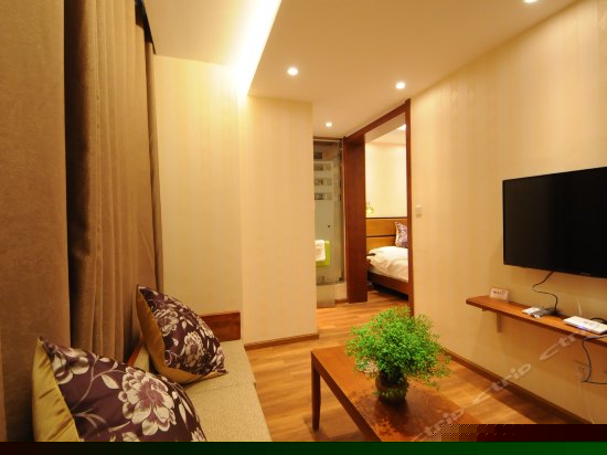 中式温馨小套房