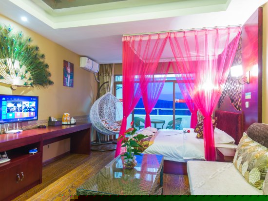 豪华江景大床房