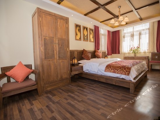 一楼东南亚大床