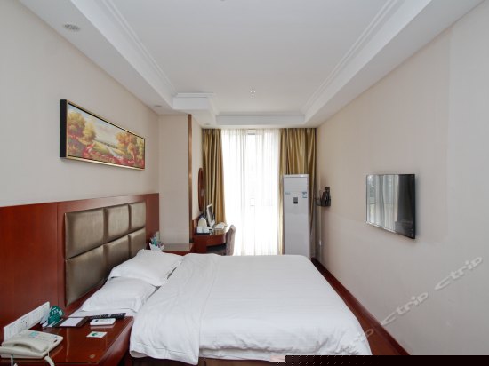 1.8米床豪华大床房