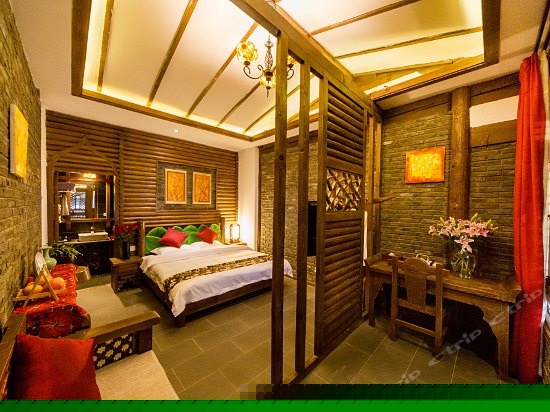 大业店典雅蜜月小套房