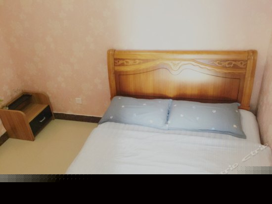 似水年华阳台园景两房一厅