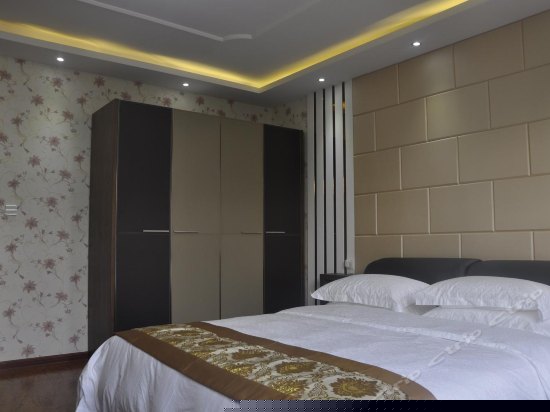 雪野湖度假别墅四间套