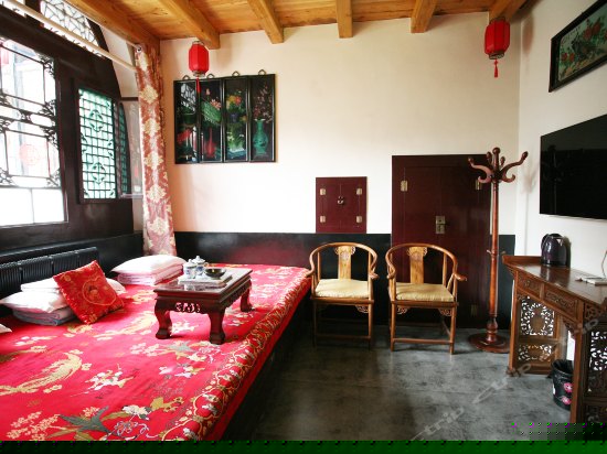 明清四人土炕房