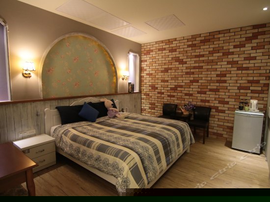 古典玫瑰二人房