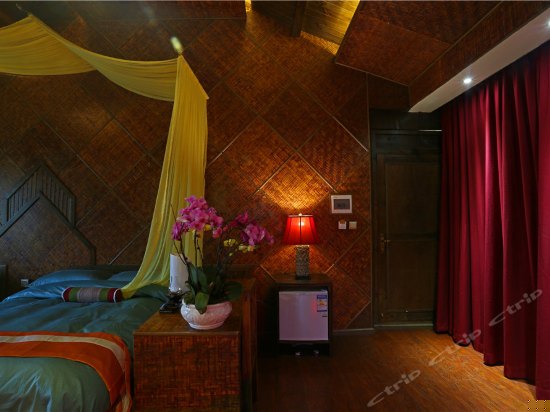 雪山观景双床小套房