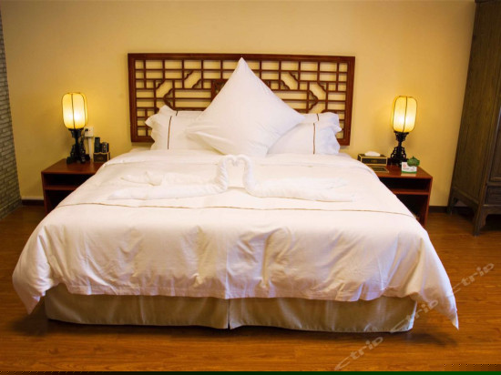 巴郡府邸大套房