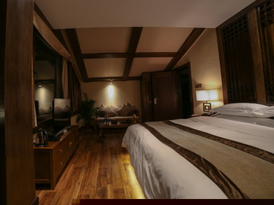 藏式风情温馨家庭套房