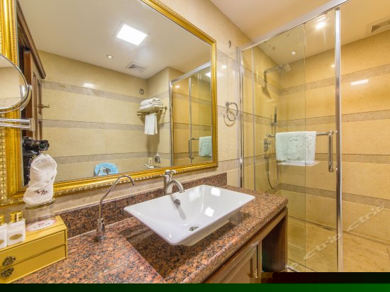 豪华双卧室套房