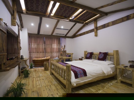 土家木桶大床房-澧水河畔观景房