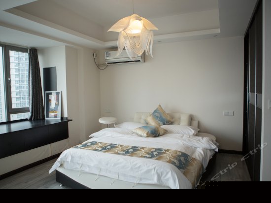 时尚家庭双床套房