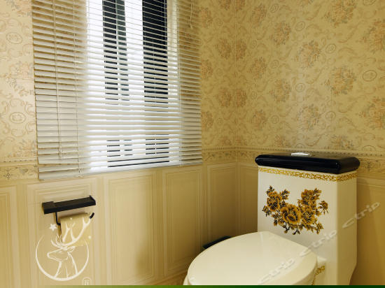 鹿叁苍麓天窗大床房