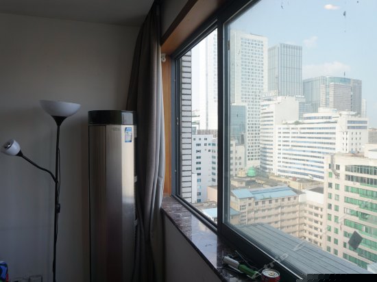 幺妹苍穹六人房(床位)