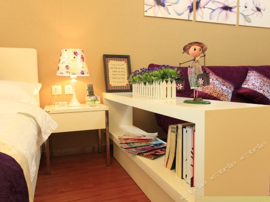 精品商务大床房