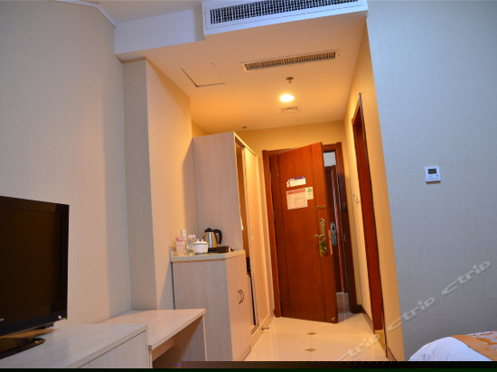 经济大床房（无窗）