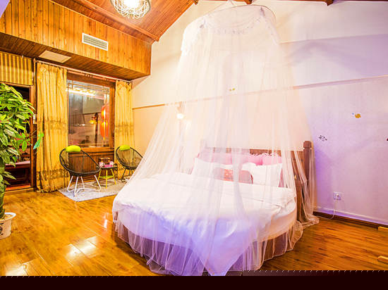 悦蝶轩蜜月园床房