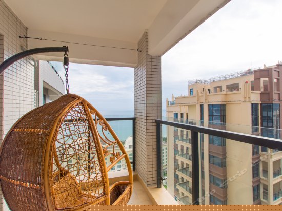 豪华无敌海景套房（3房2厅2卫）