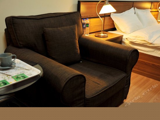 海尚商务大床房