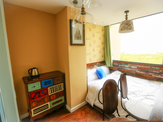 精致海景榻榻米大床房