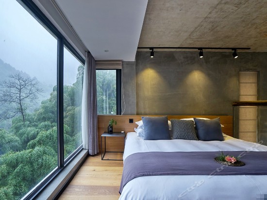 山院一月白复式景观床