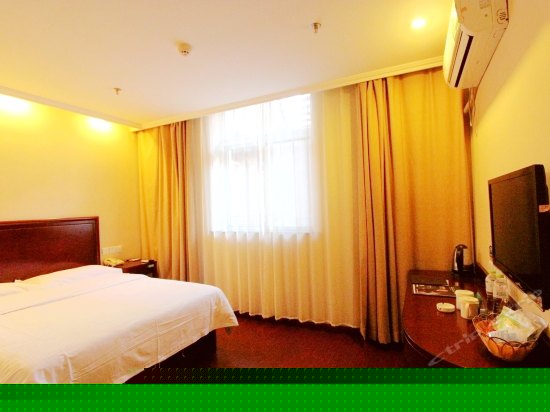 1.5米豪华大床间