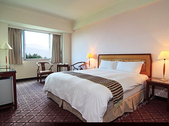 山景双人房