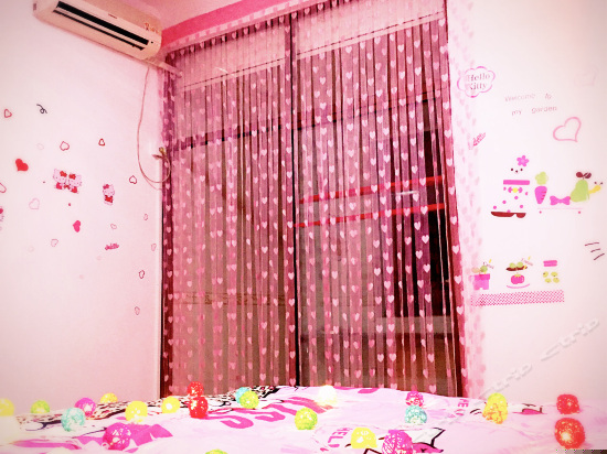 Hello Kitty 大床房