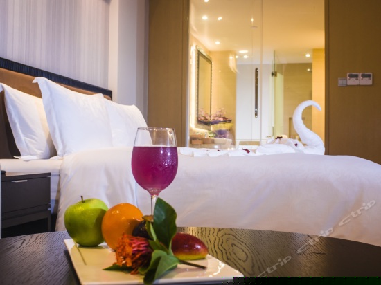 高级园景大床房