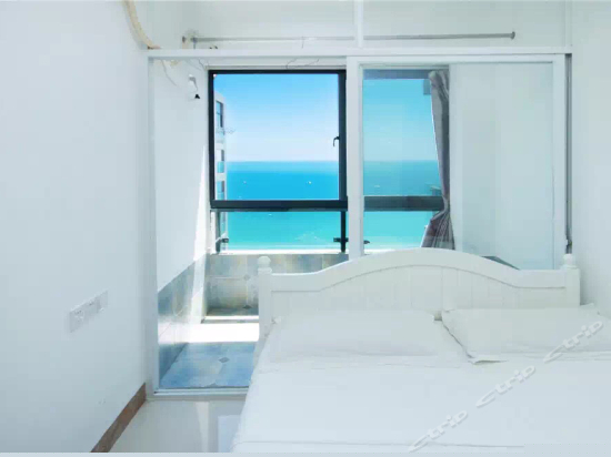 精装海景两室一厅