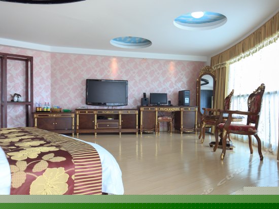 豪华立体江景房