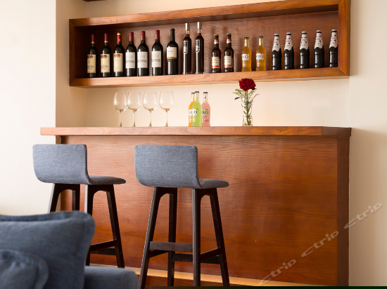 180度蜜月汤池亲水大套房