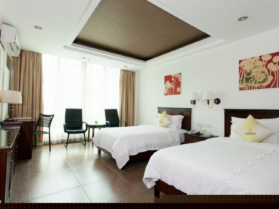 高级池景双人房