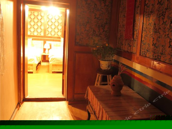 藏式舒适三人间