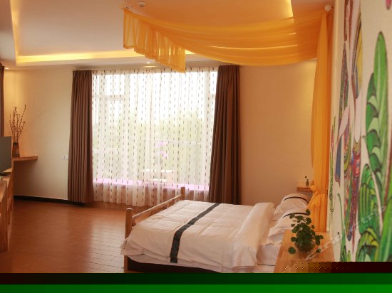 阳光蜜月大床房