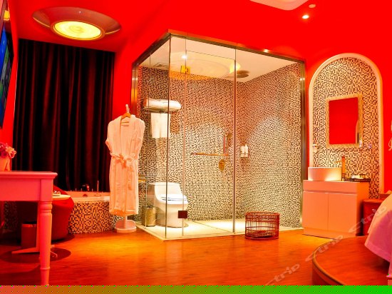 M27豪华复式玫瑰主题房(无窗)