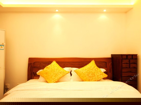 豪华开放式大床房